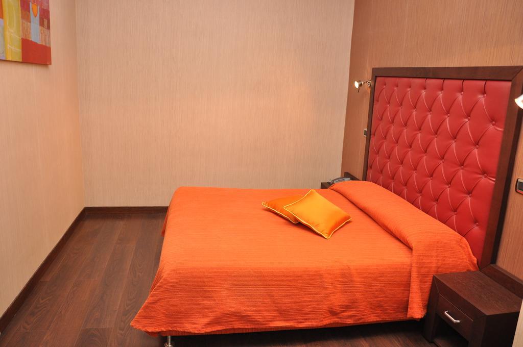 Hotel Fontana Del Re Ariano Irpino Zimmer foto